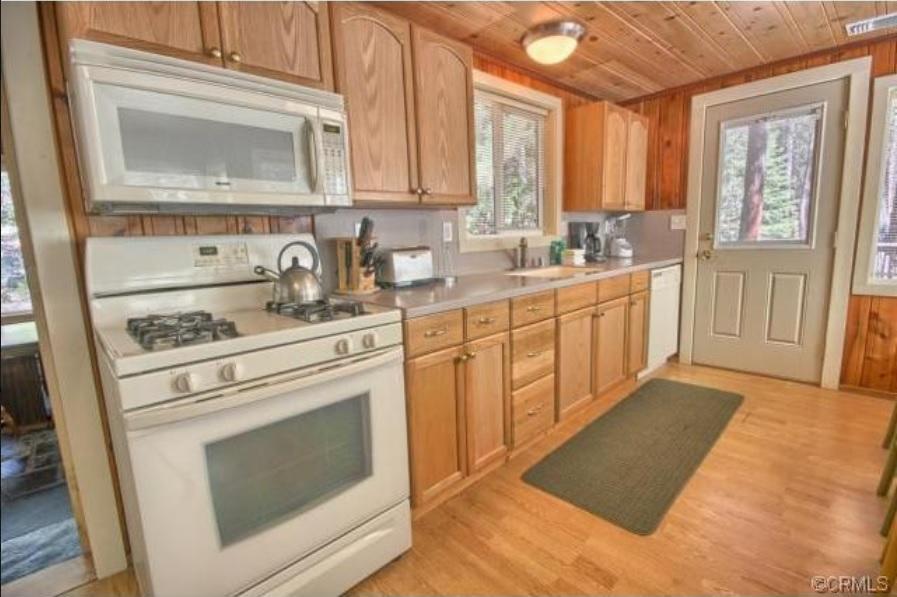95R The Little Creek Cabin Wawona Bagian luar foto